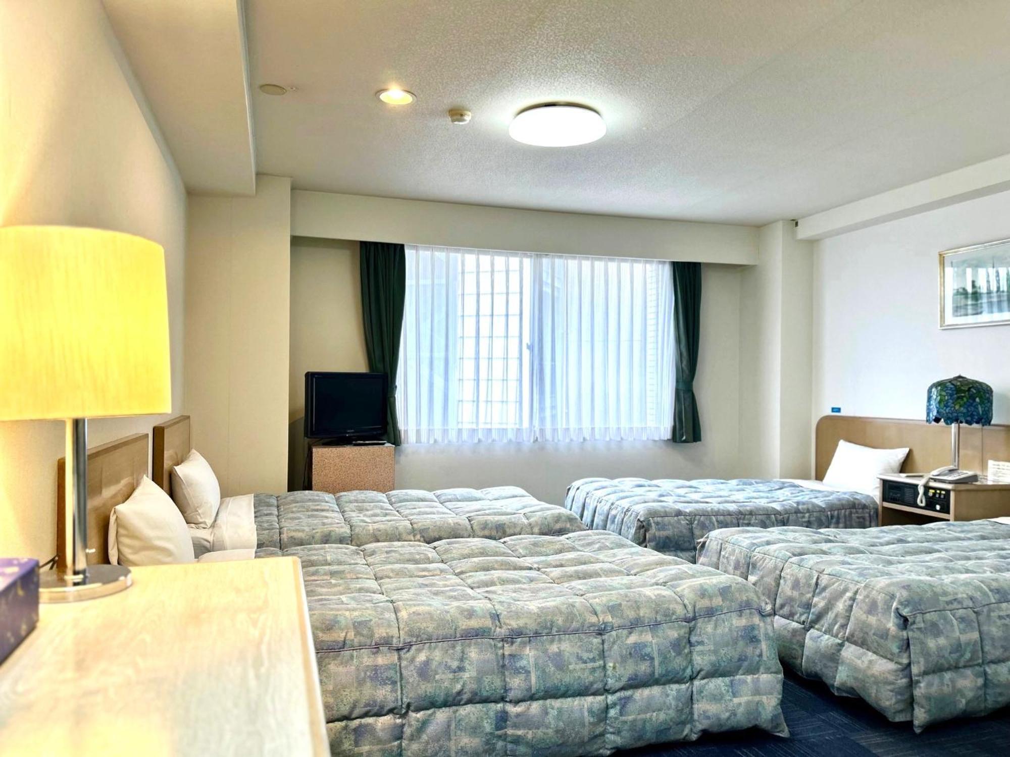 Hotel Luna Park Ehime Экстерьер фото