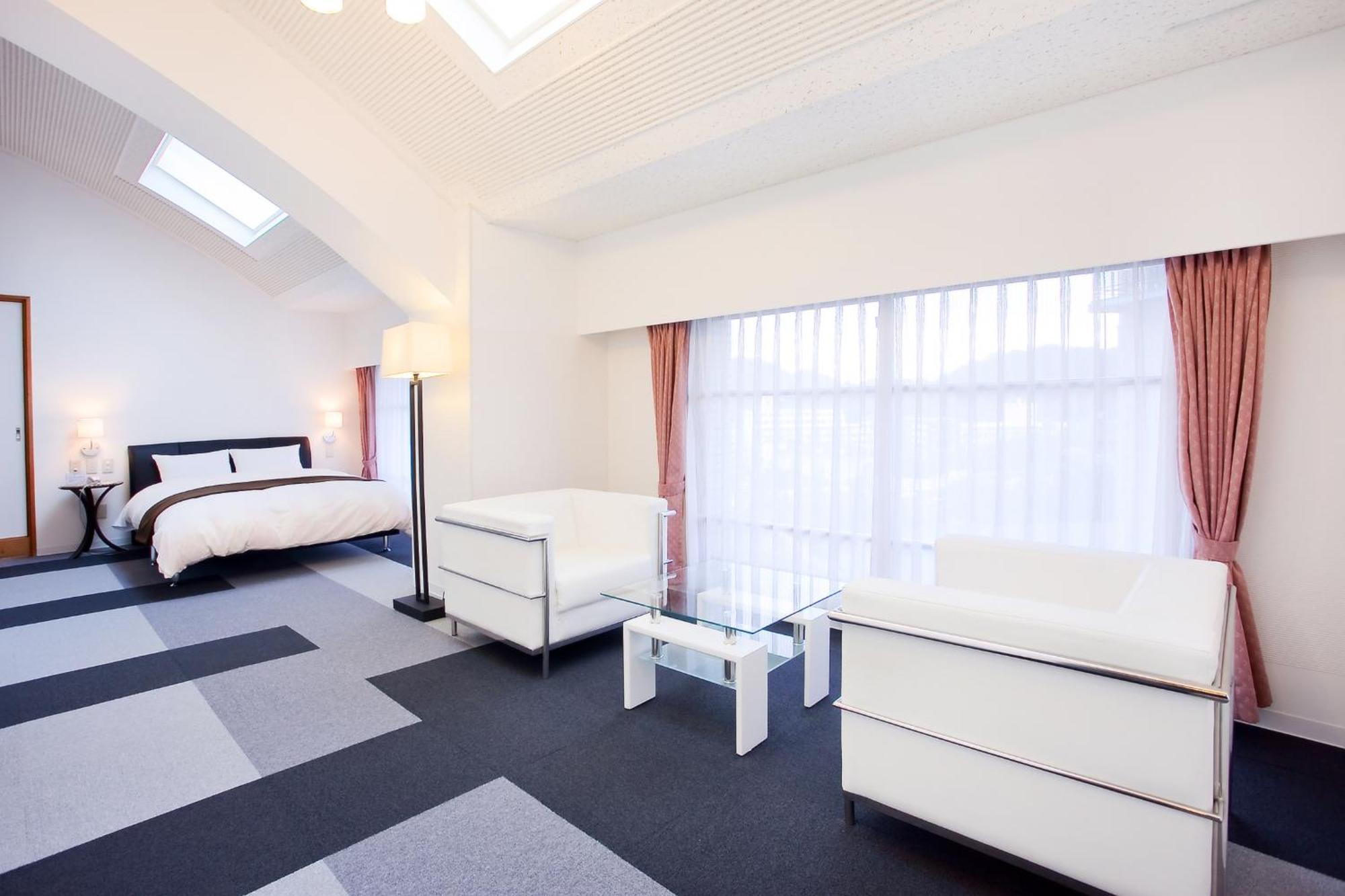 Hotel Luna Park Ehime Экстерьер фото